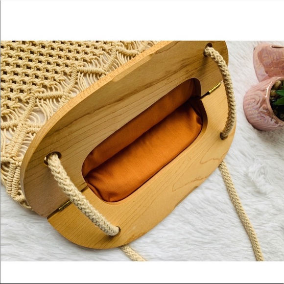 Boho Vintage Macrame Purse - Picture 4 of 5